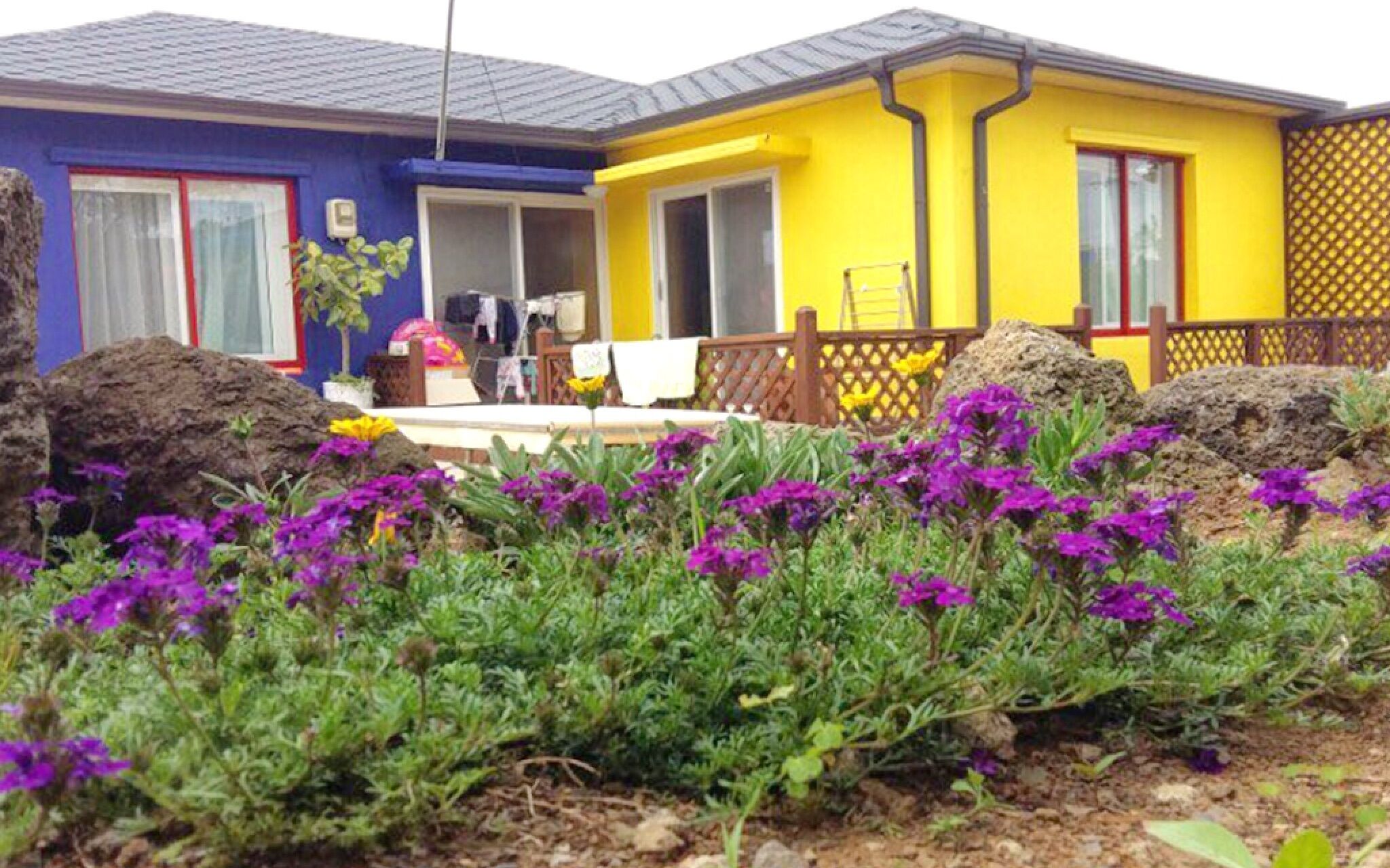 Jeju Maendorong Guest House