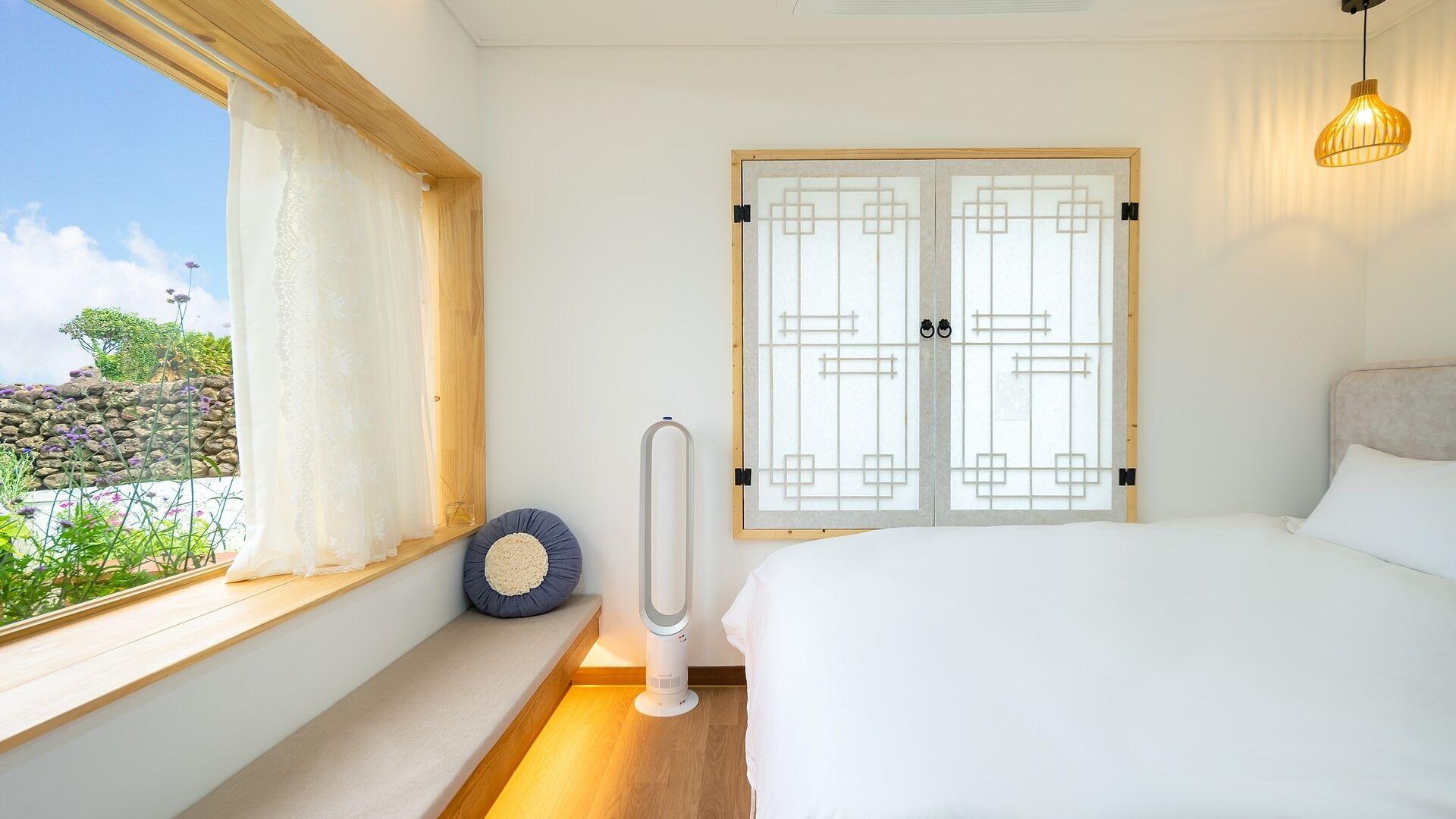 Jeju Nuecurry Pension