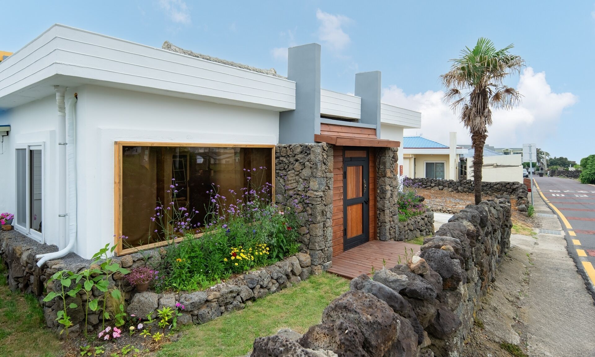 Jeju Nuecurry Pension