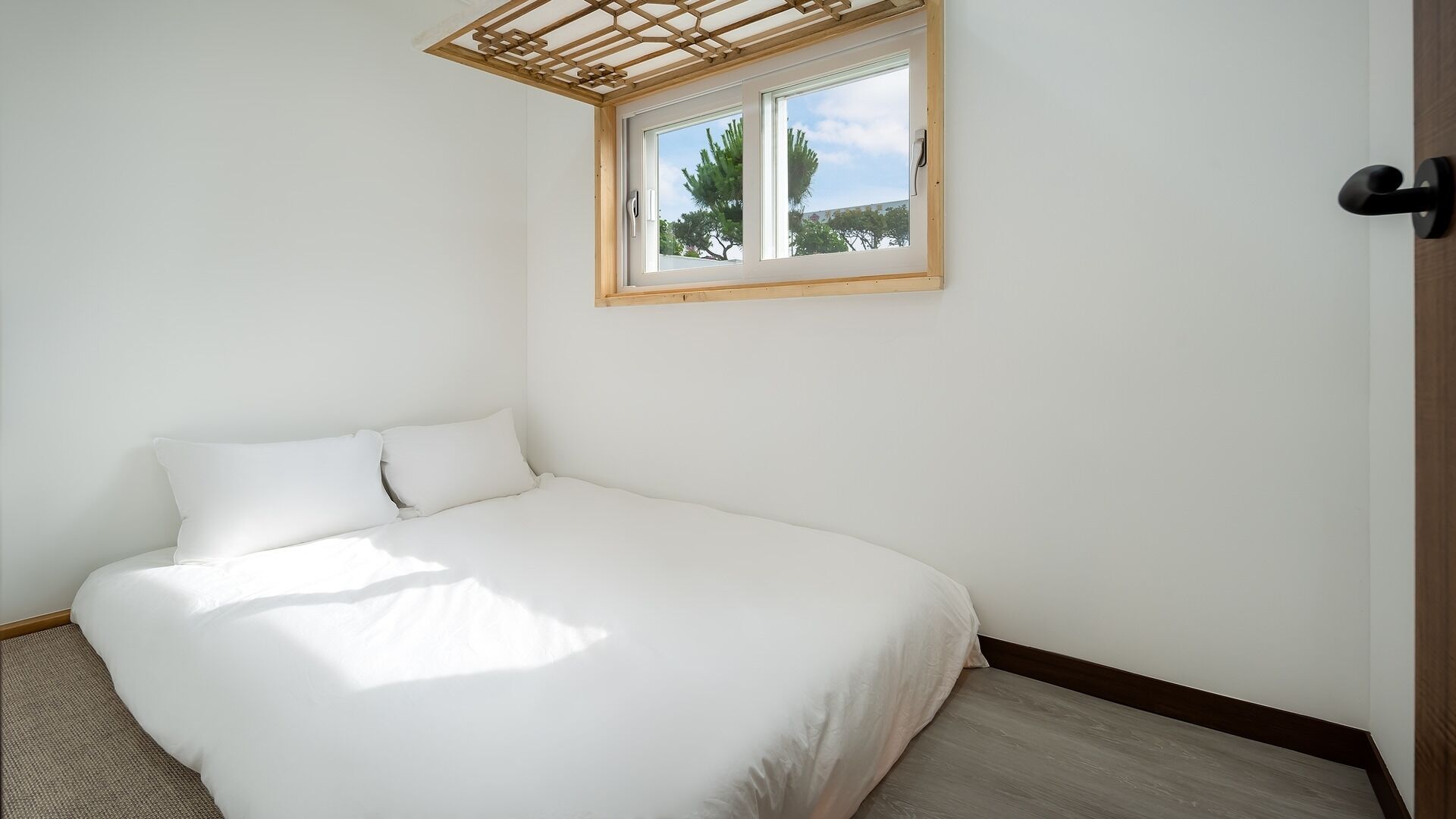 Jeju Nuecurry Pension