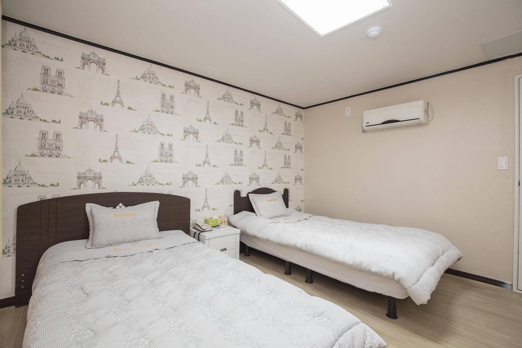 Jeju Oakra Hotel