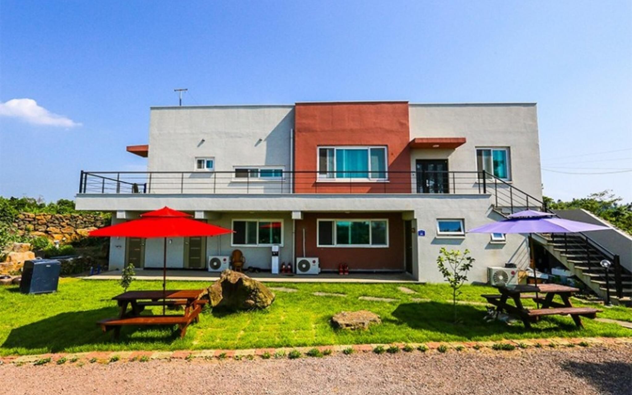 Jeju Osaekgyul Cheheom Pension