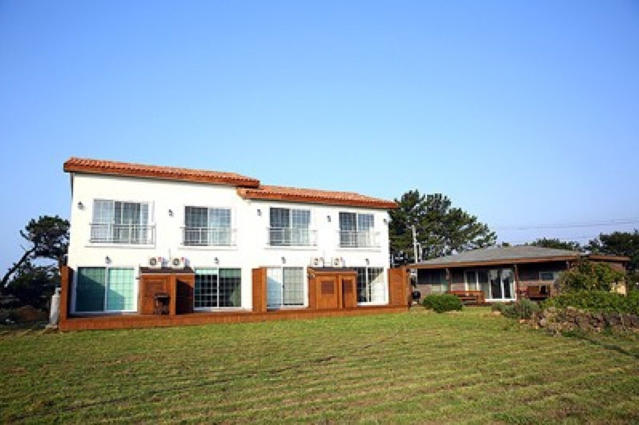 Jeju Owl House Pension