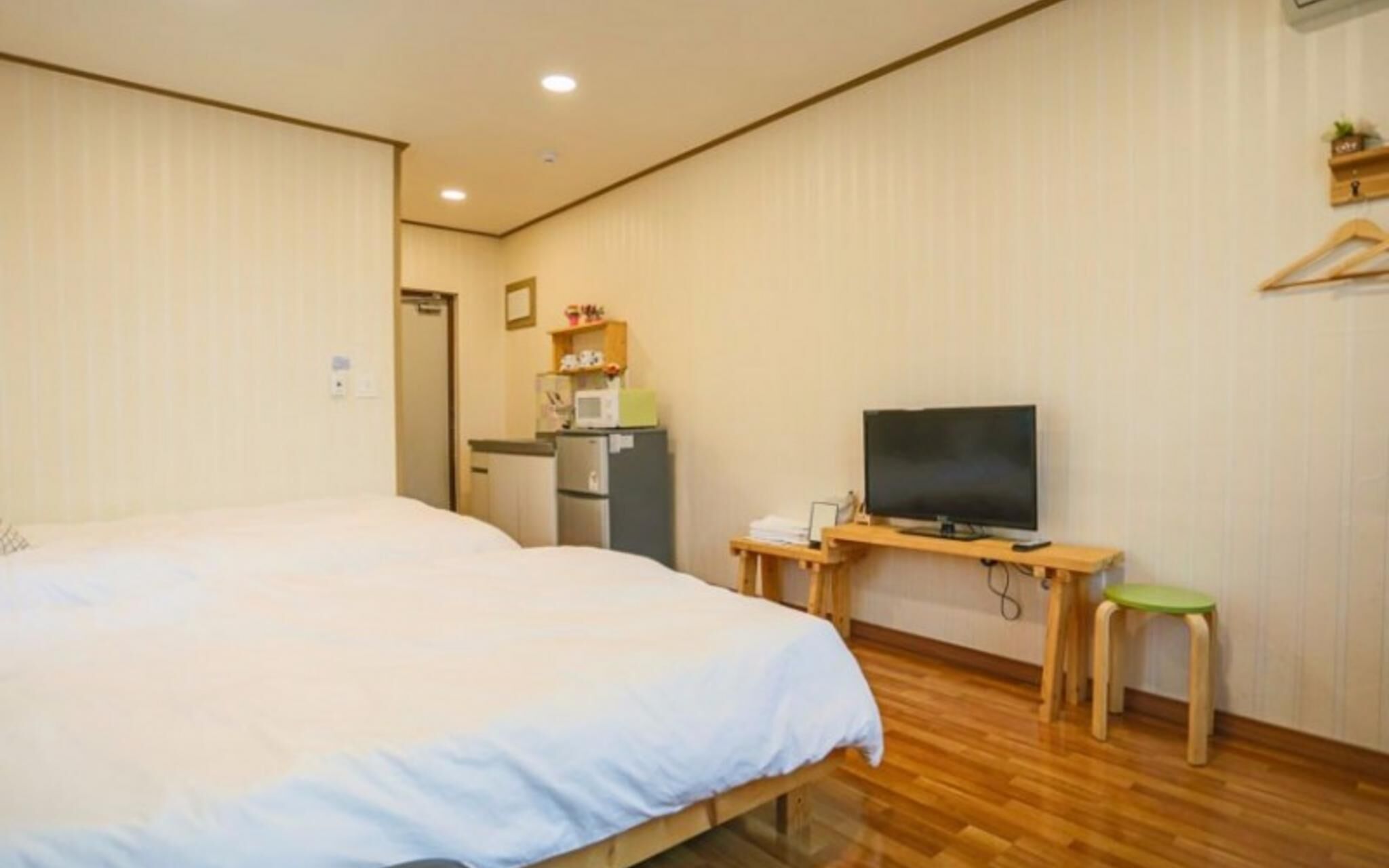Jeju Rainbow House