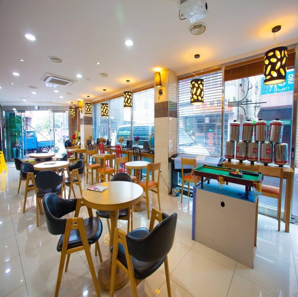 Jeju R Hotel & Guest House - Hostel