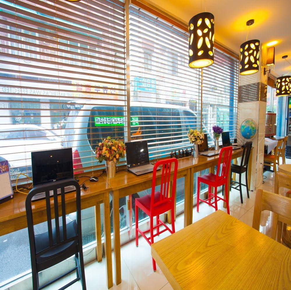 Jeju R Hotel & Guest House - Hostel