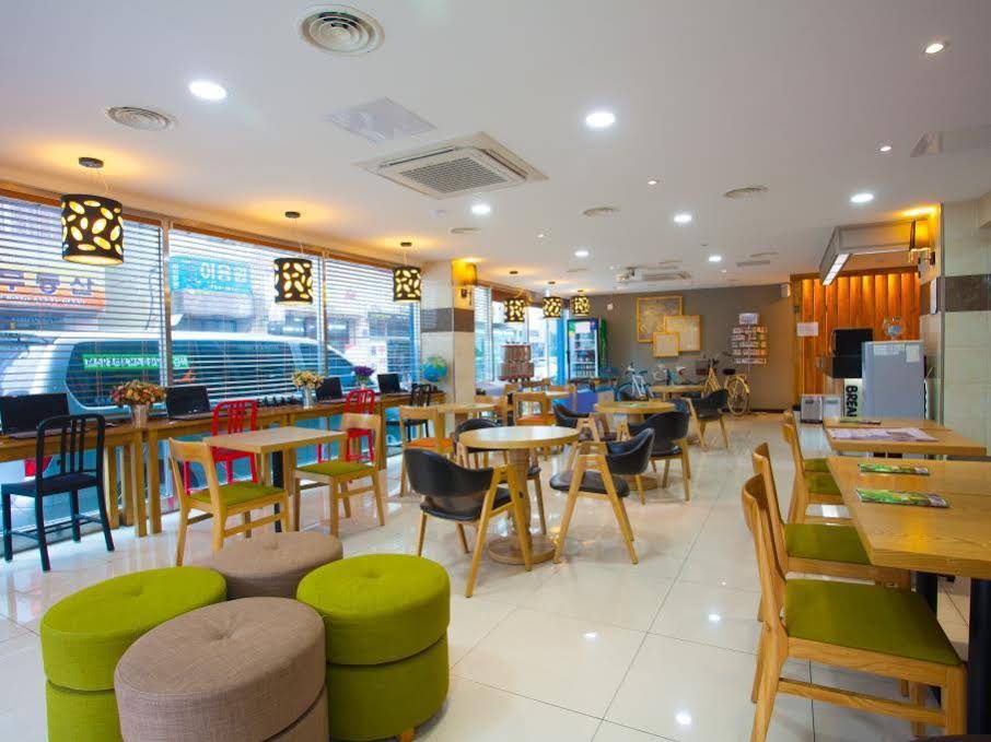 Jeju R Hotel & Guest House - Hostel