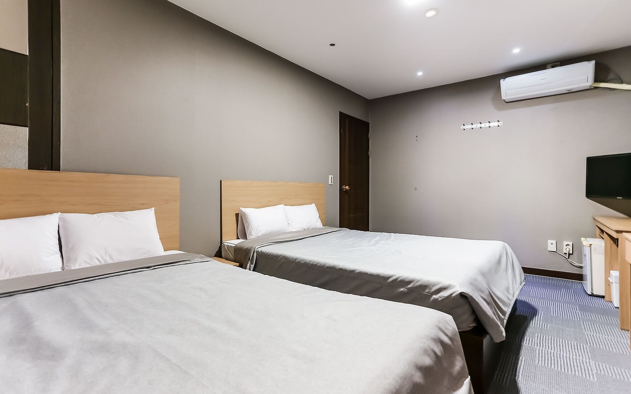 Jeju Sanjimul Hotel