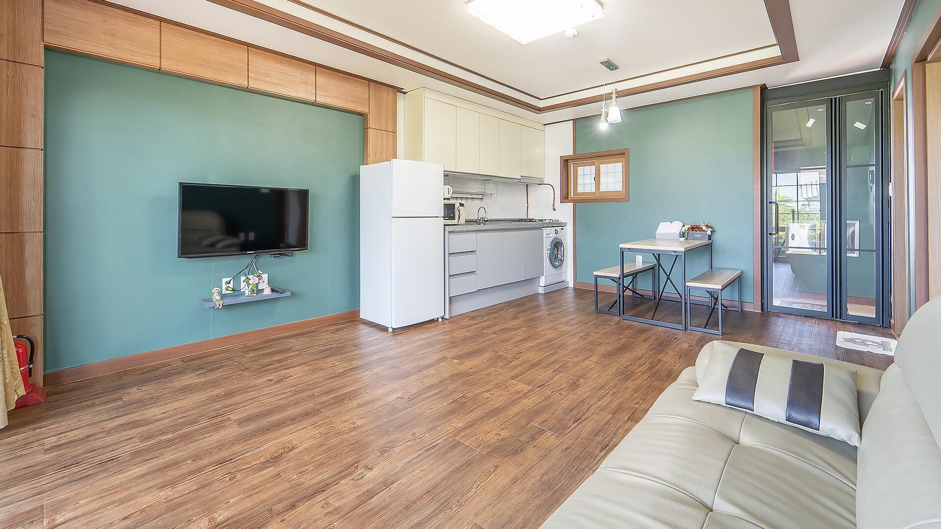 Jeju Sigan Yeohaeng Huyang Pension