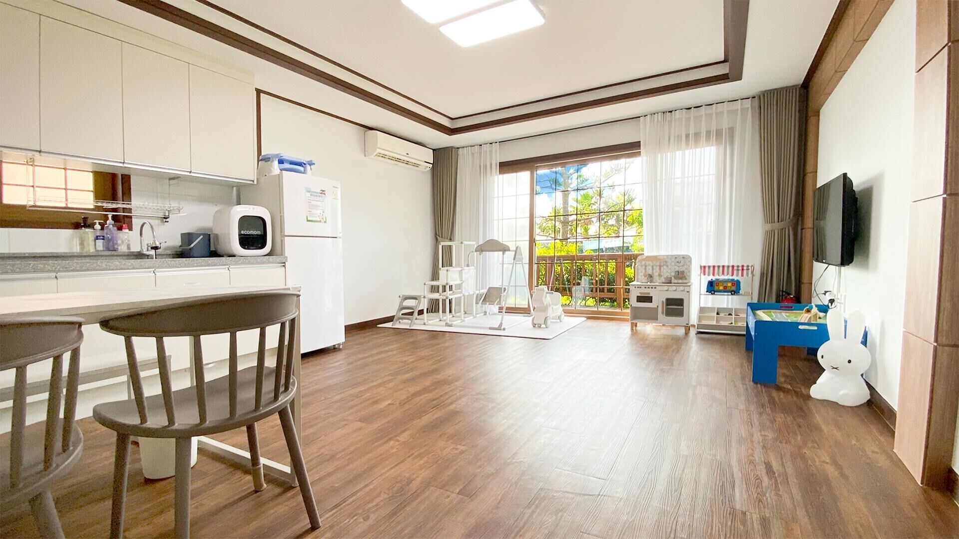 Jeju Sigan Yeohaeng Huyang Pension