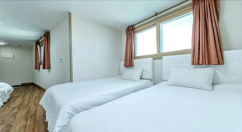 Jeju Skyhill Business Hotel