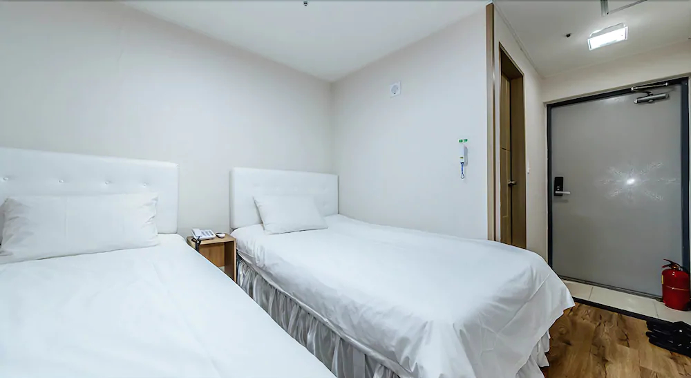 Jeju Skyhill Business Hotel