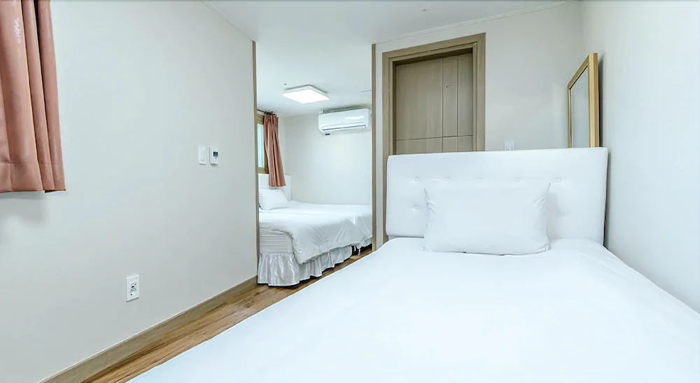 Jeju Skyhill Business Hotel