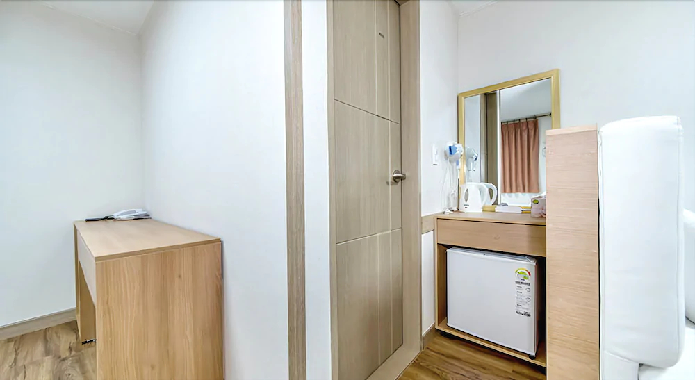 Jeju Skyhill Business Hotel