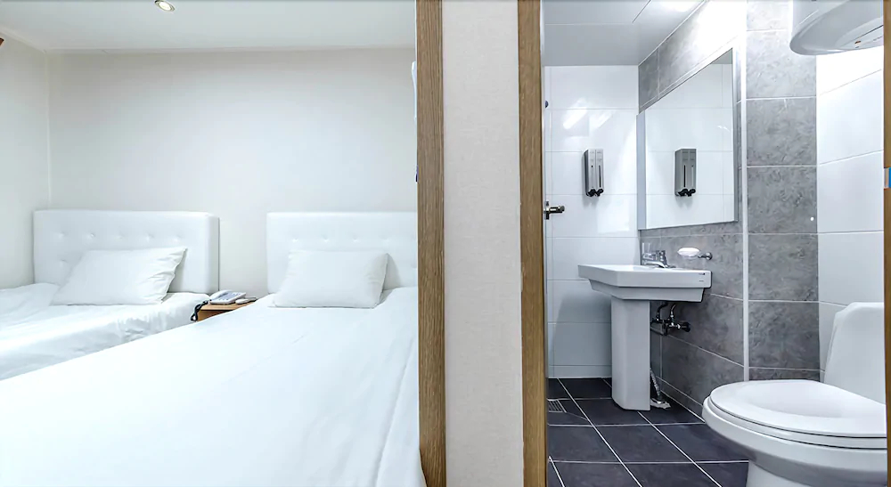 Jeju Skyhill Business Hotel