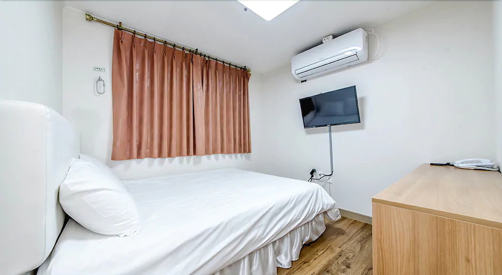 Jeju Skyhill Business Hotel