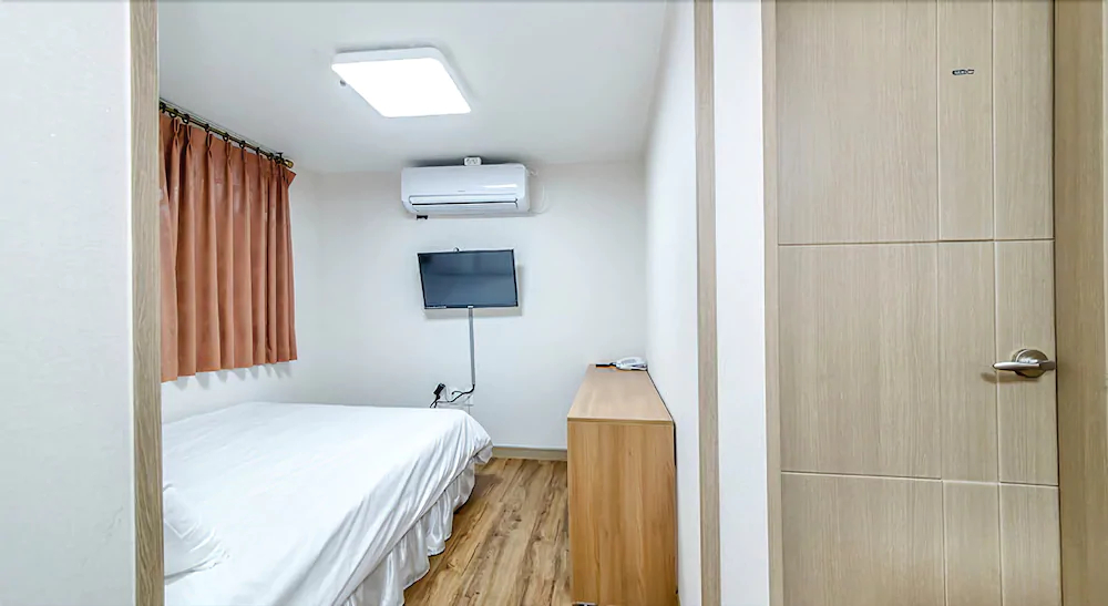 Jeju Skyhill Business Hotel