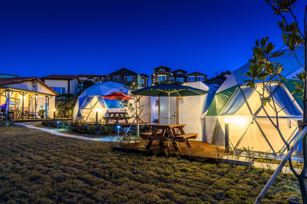 Jeju Starlight Glamping