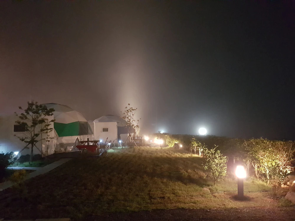 Jeju Starlight Glamping