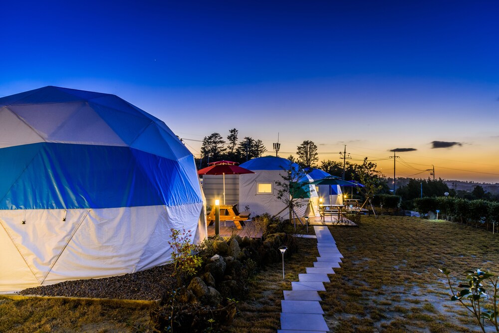 Jeju Starlight Glamping