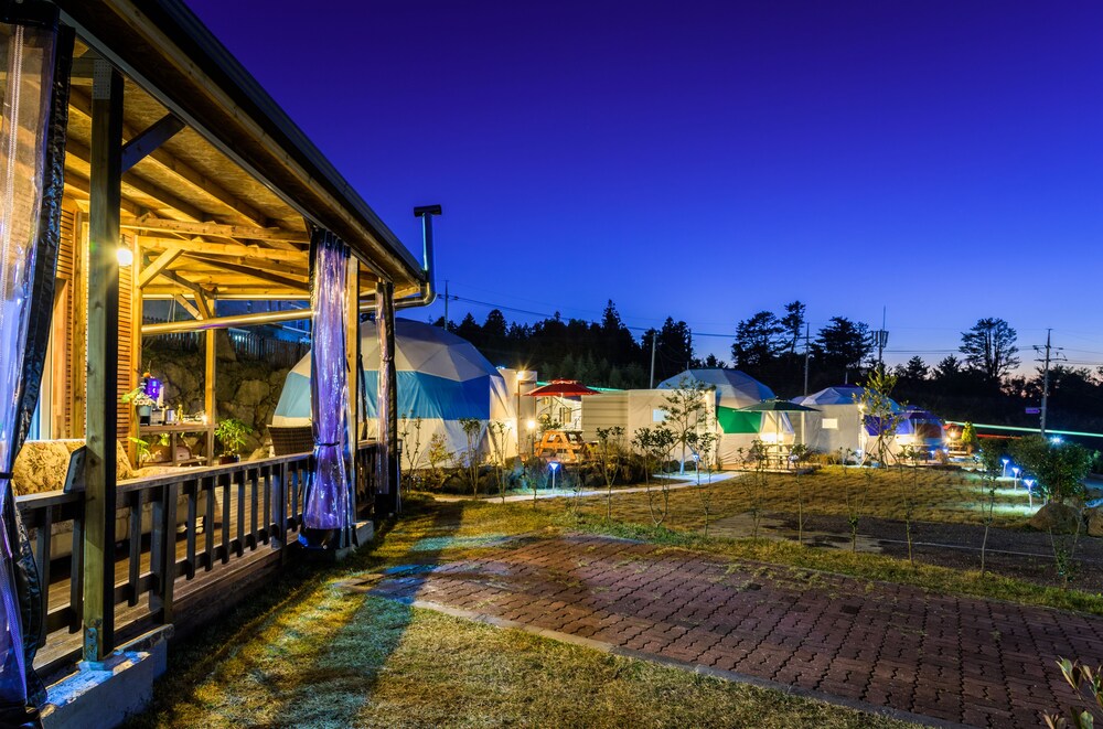 Jeju Starlight Glamping