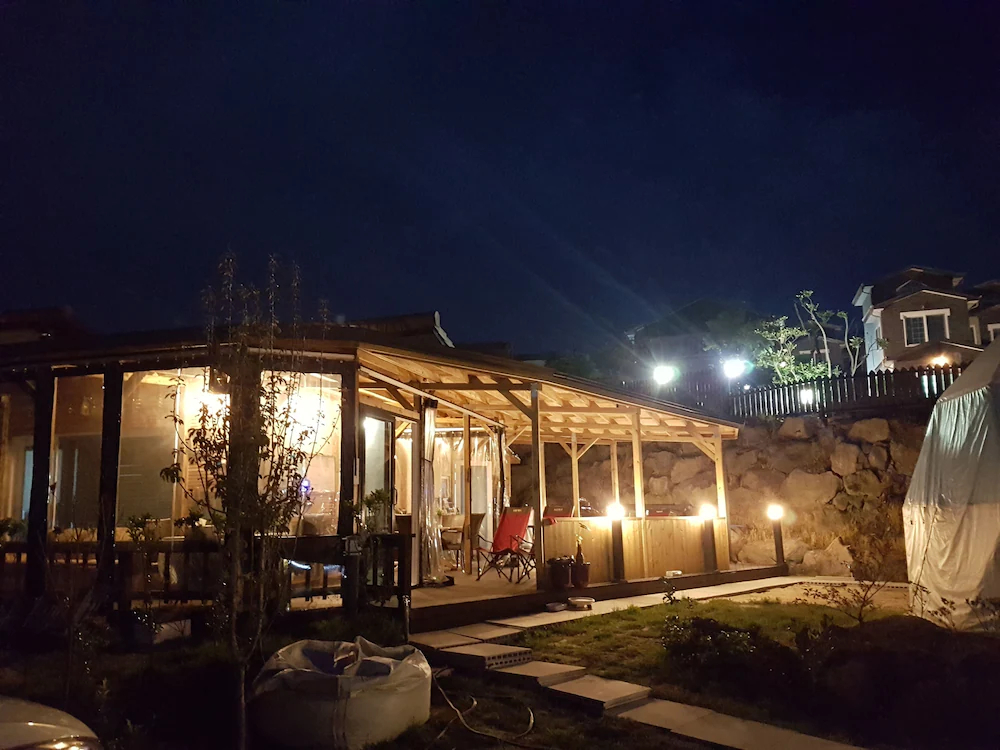 Jeju Starlight Glamping
