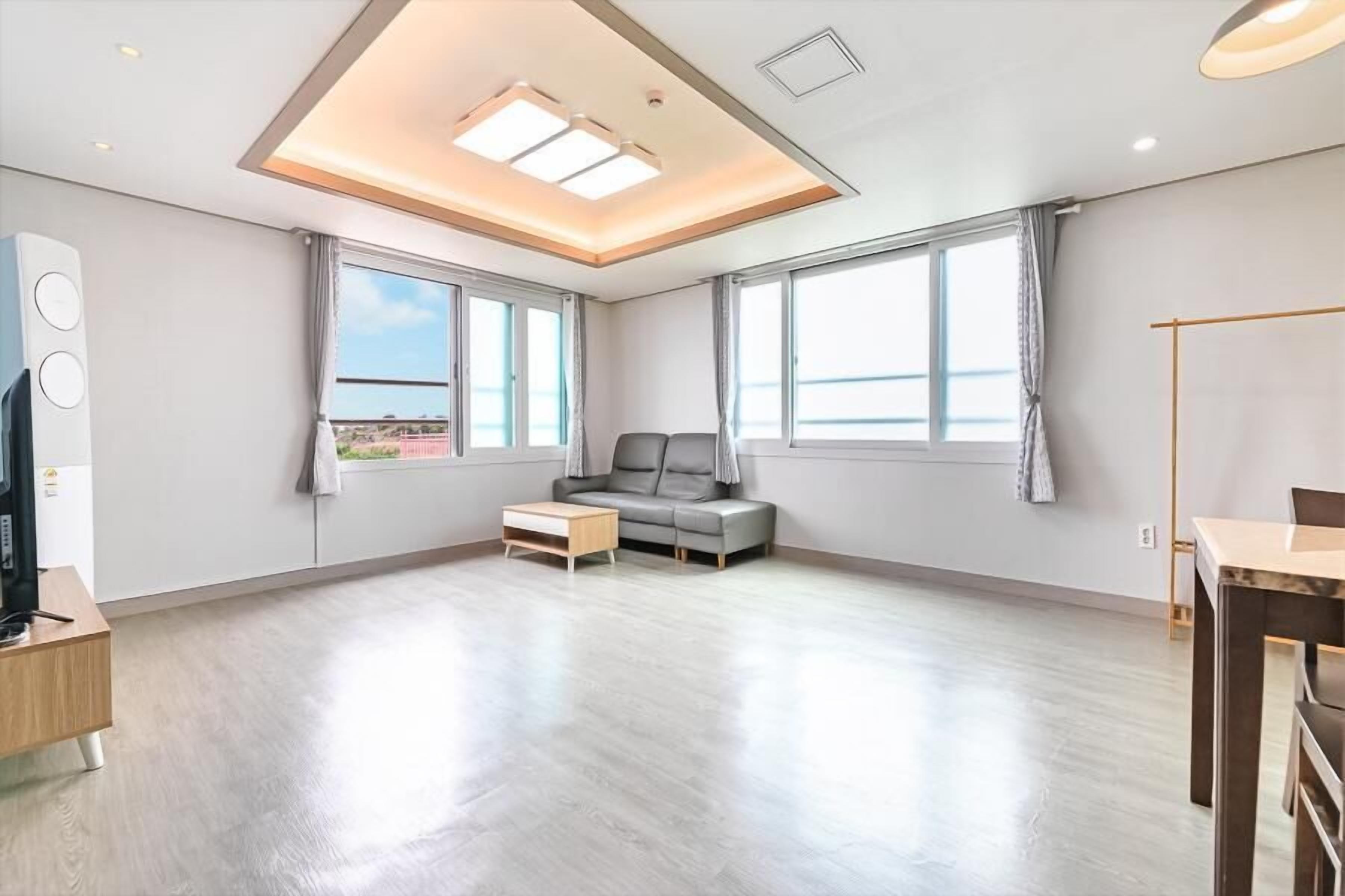 Jeju Stay Dalggum Pension