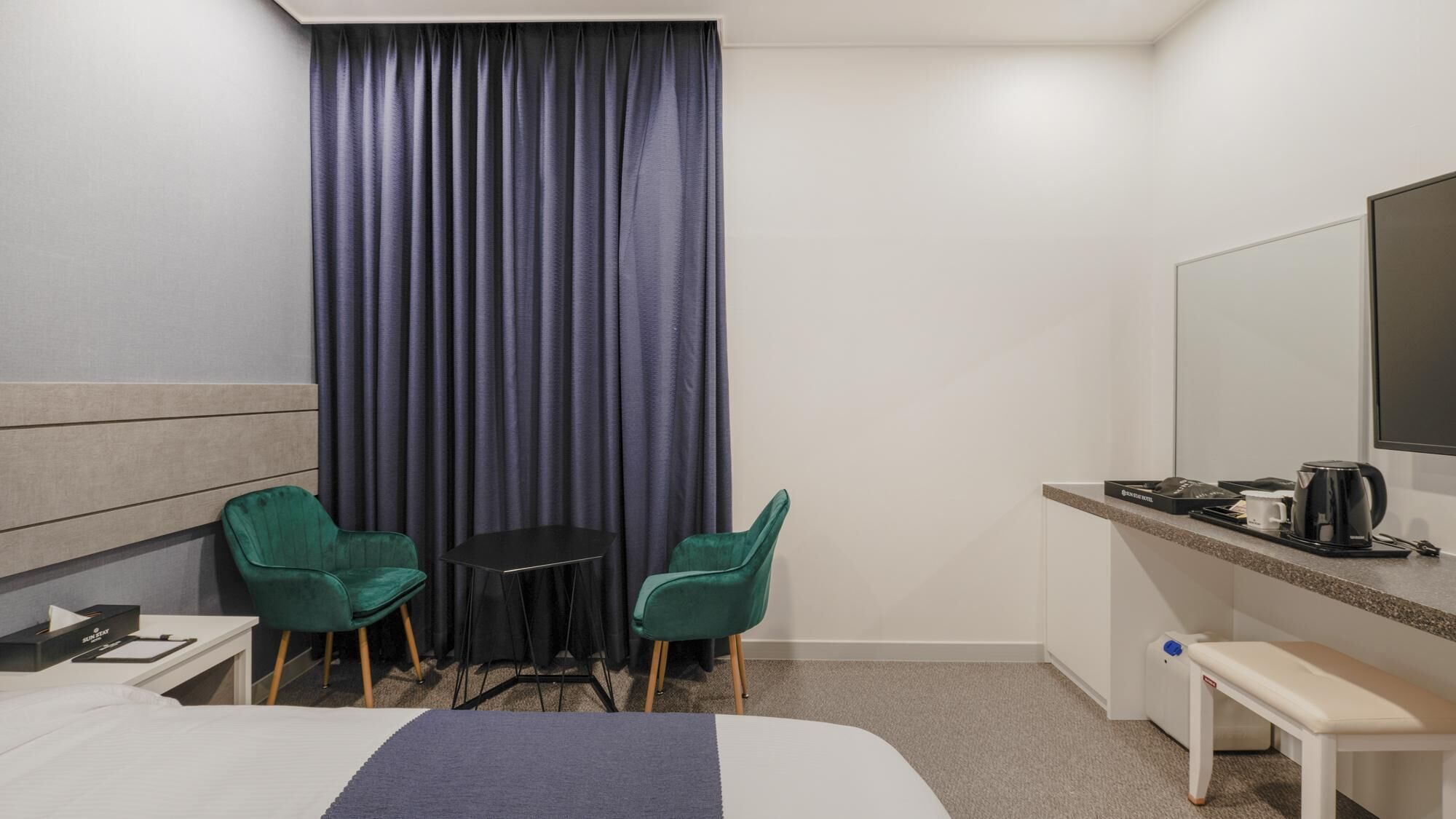 Jeju Sunstay Hotel