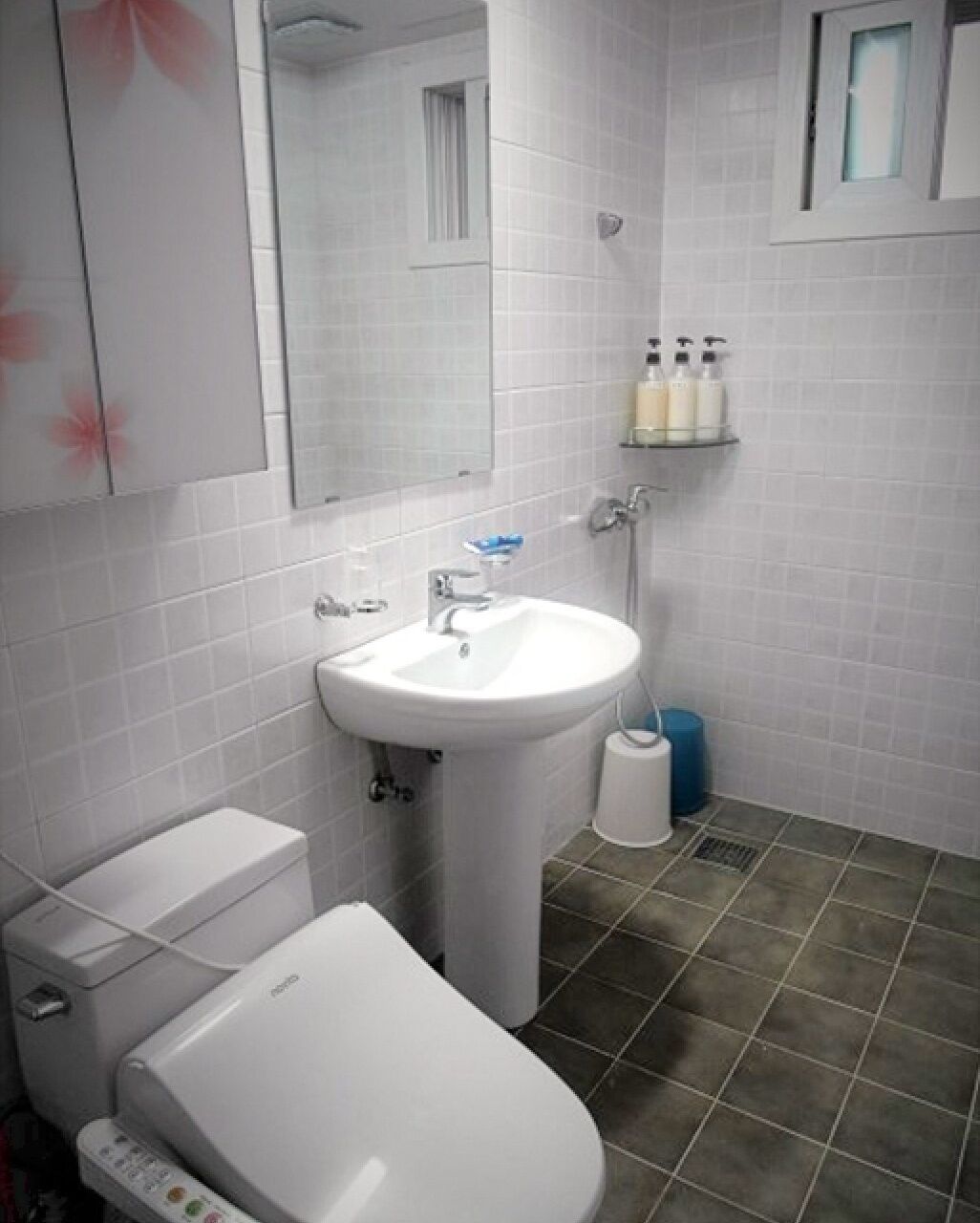 Jeju Ttorang Guest House