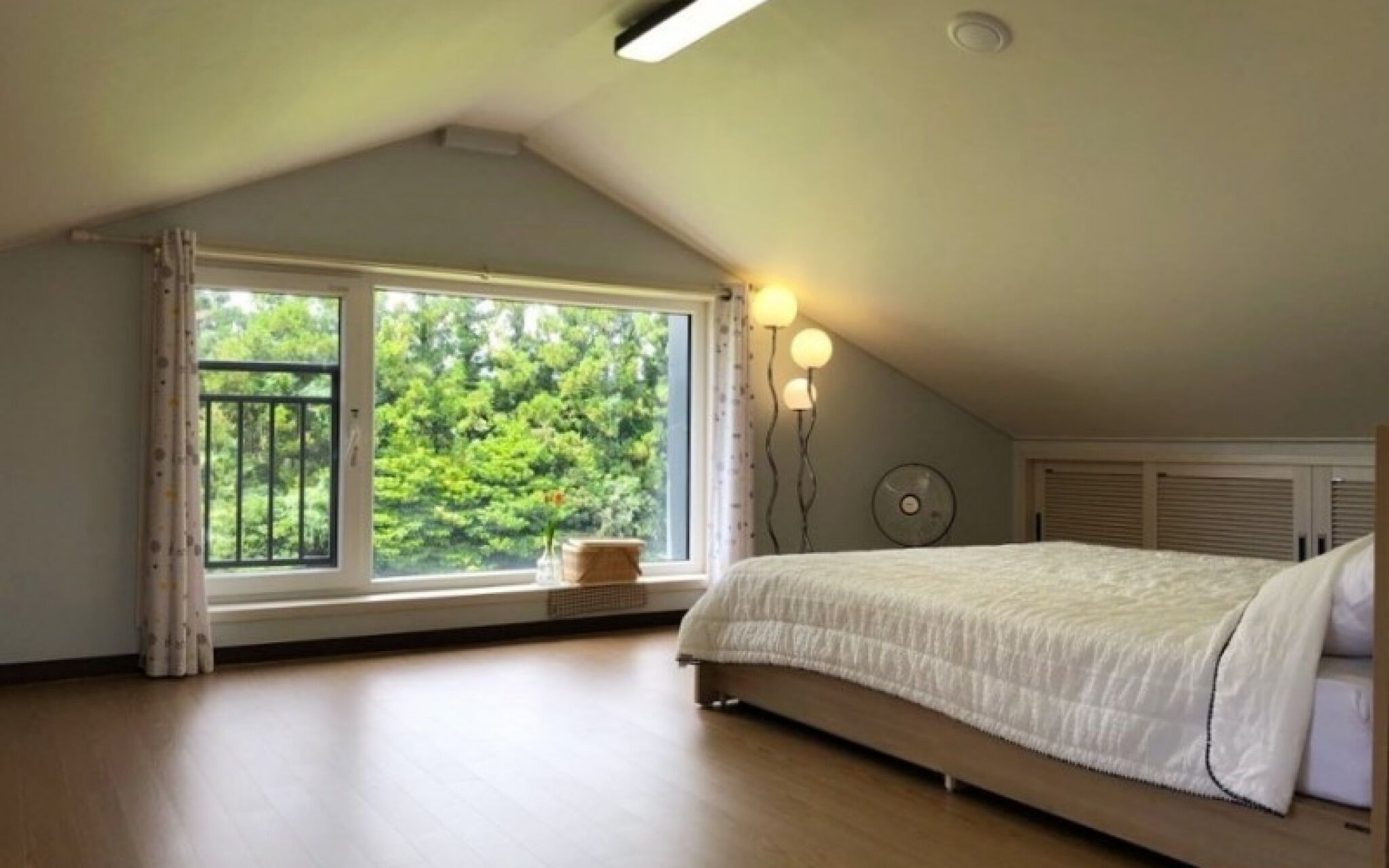 Jeju Waheulpaengnamujip Pension