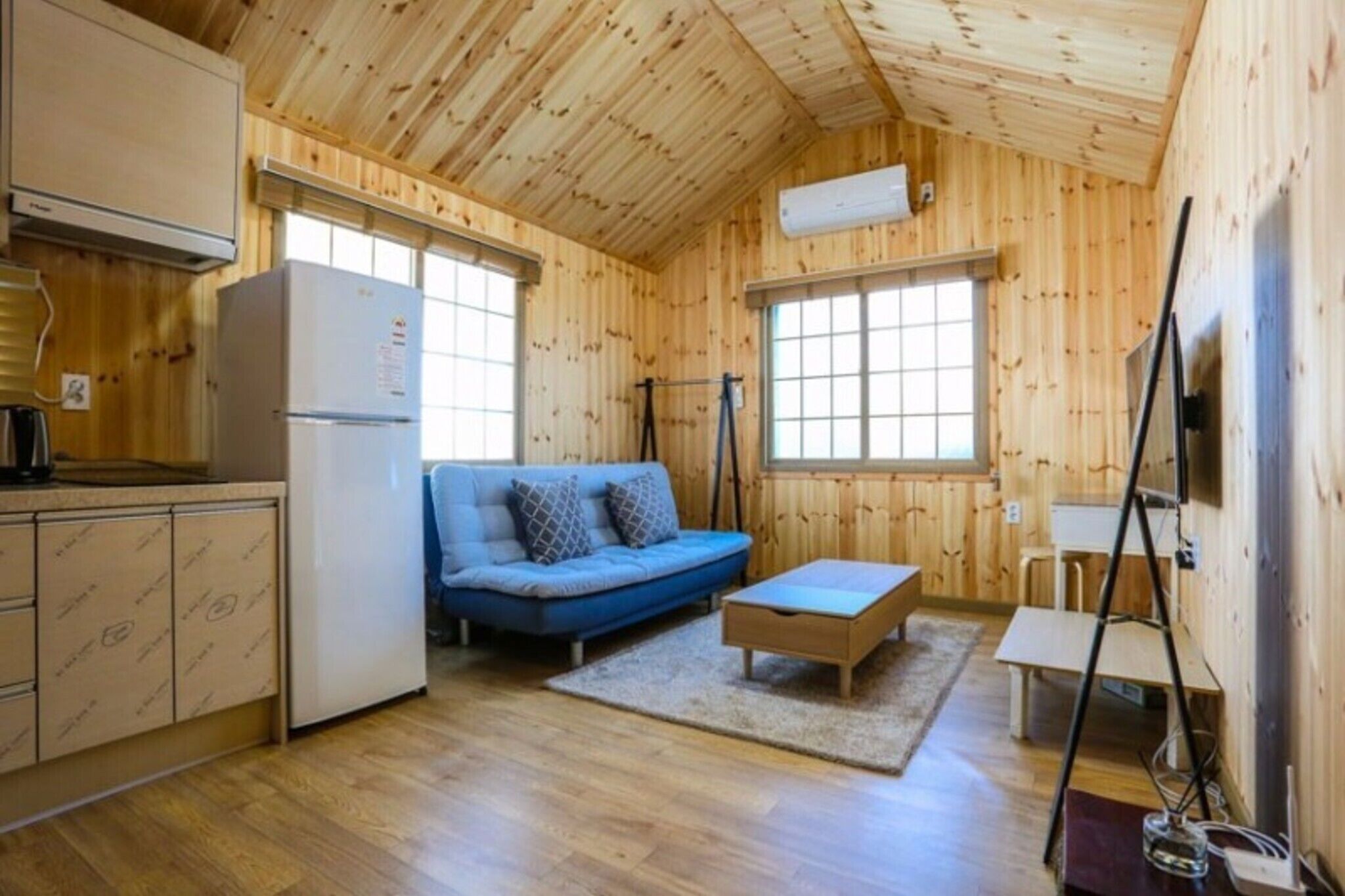 Jeju Woljeong Cello House Pension