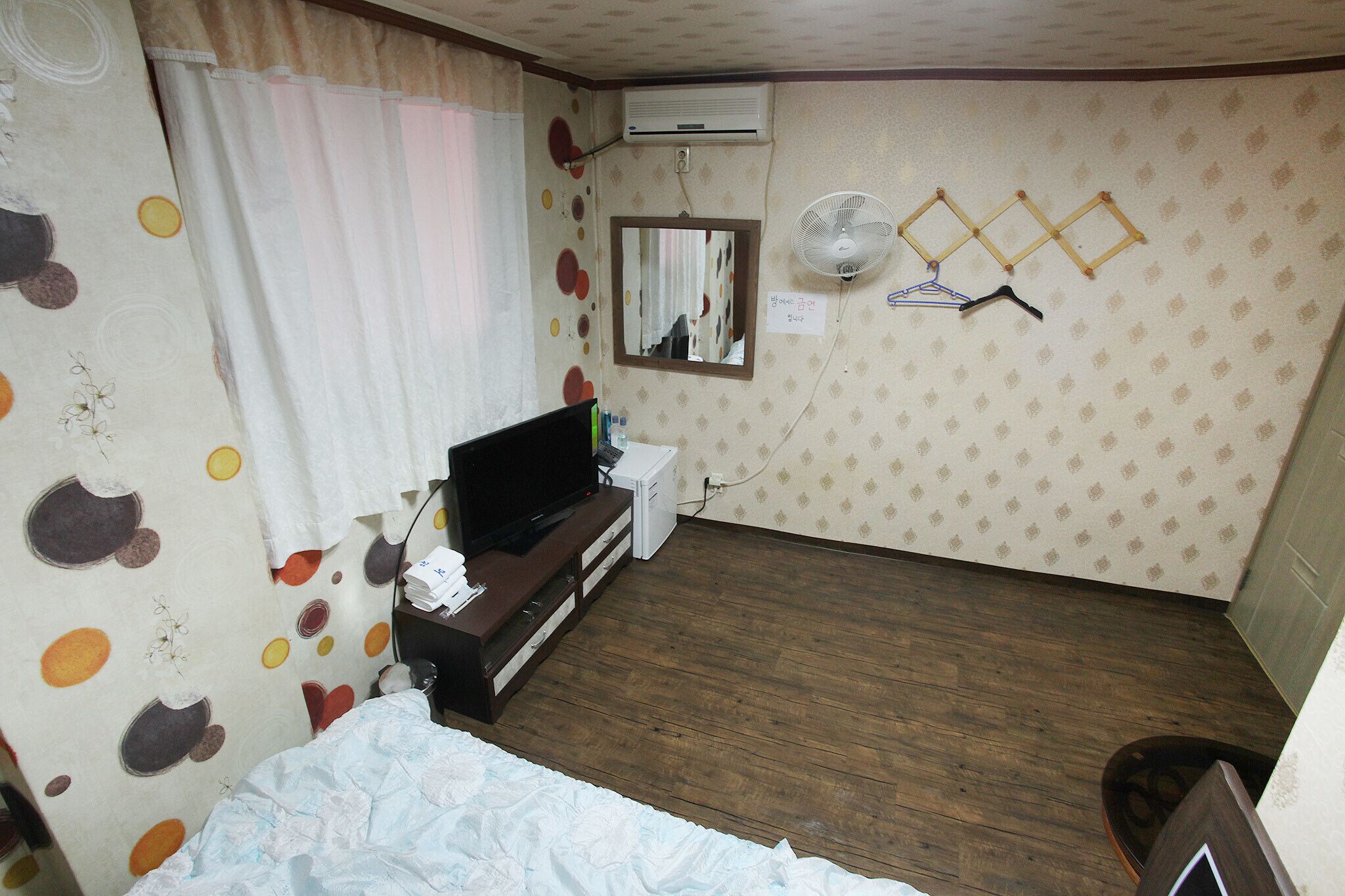 Jeju Yeongsung Motel