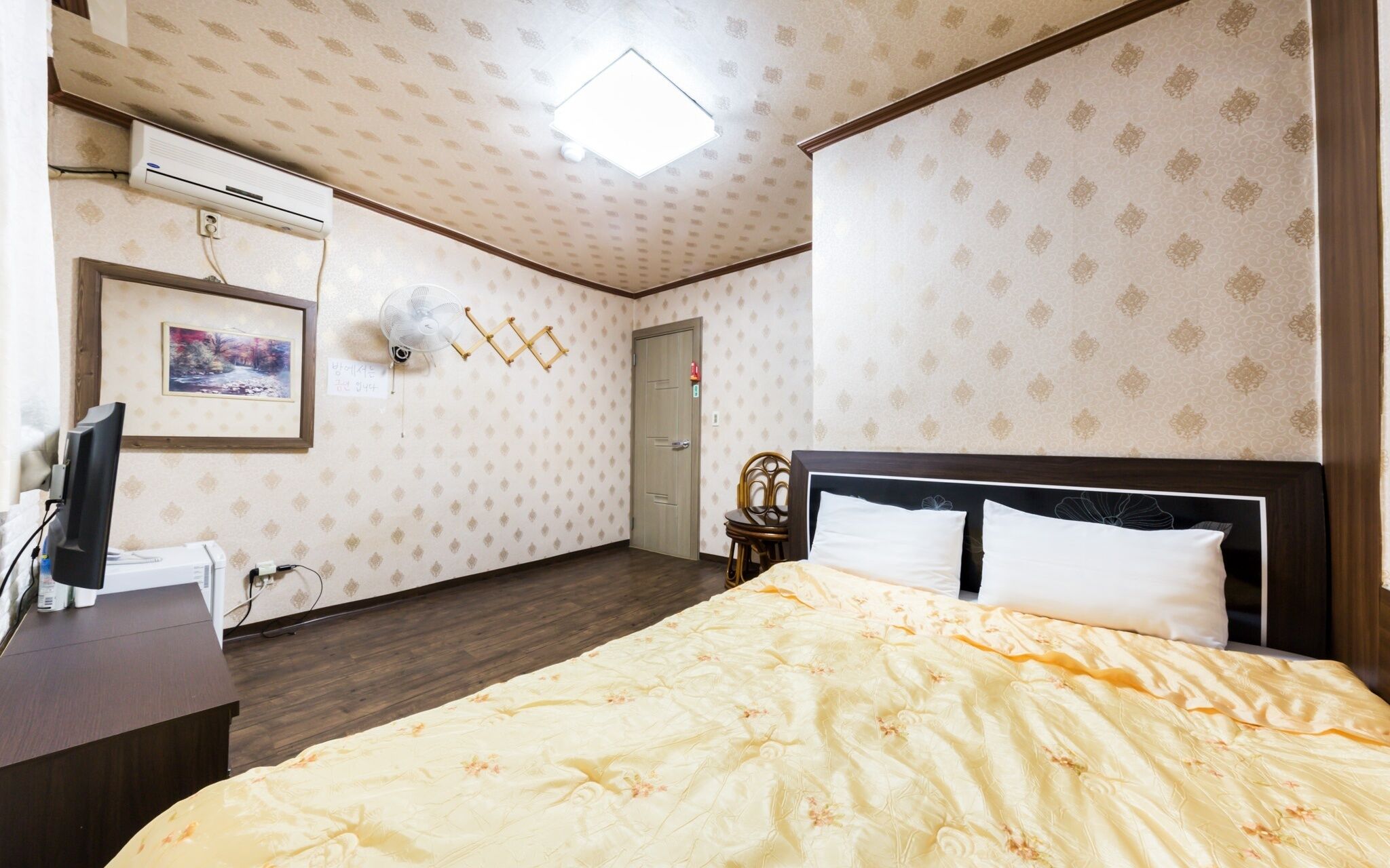 Jeju Yeongsung Motel