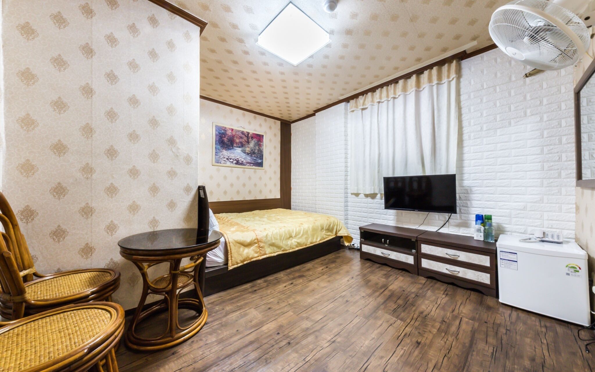 Jeju Yeongsung Motel