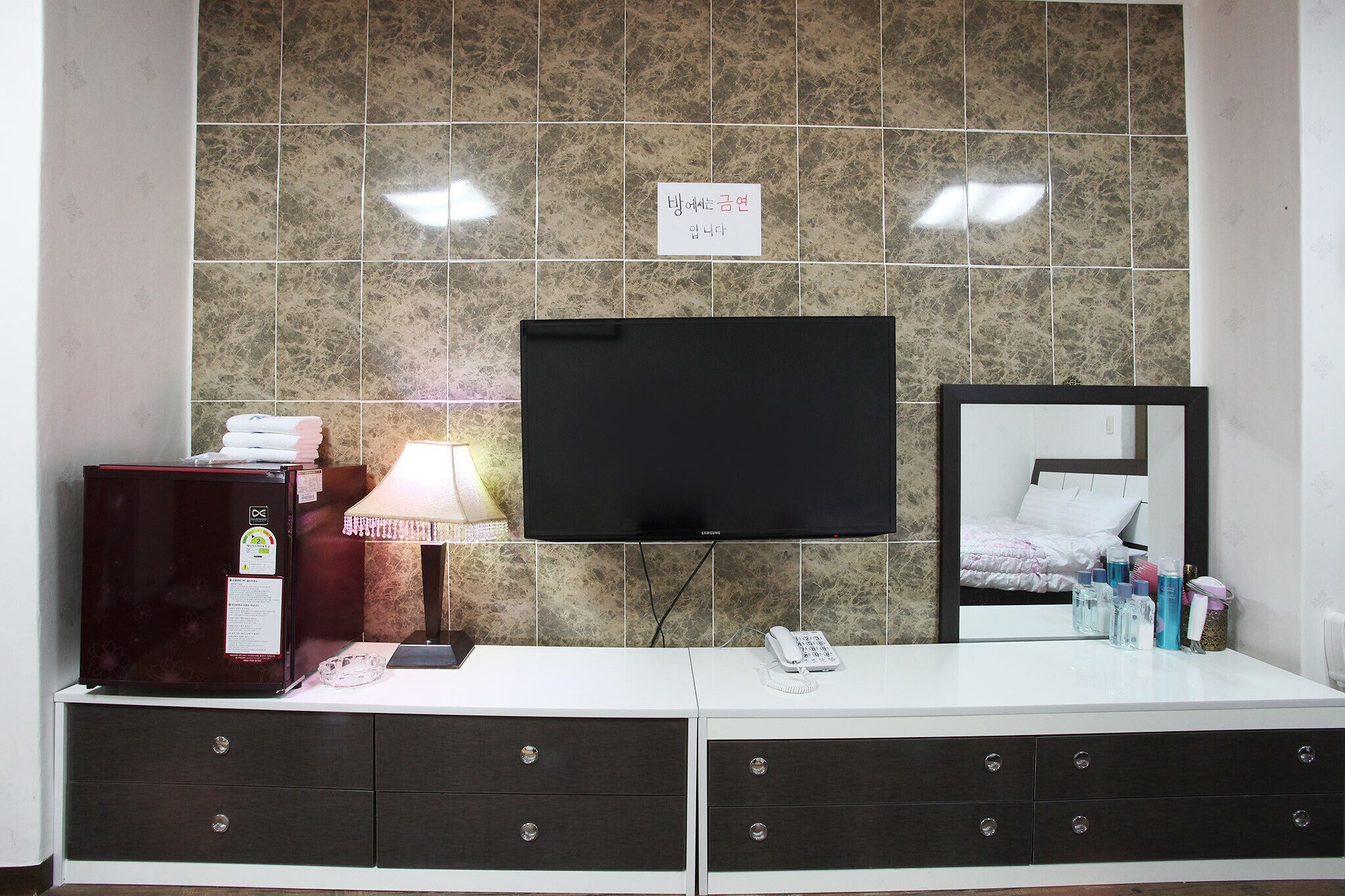 Jeju Yeongsung Motel