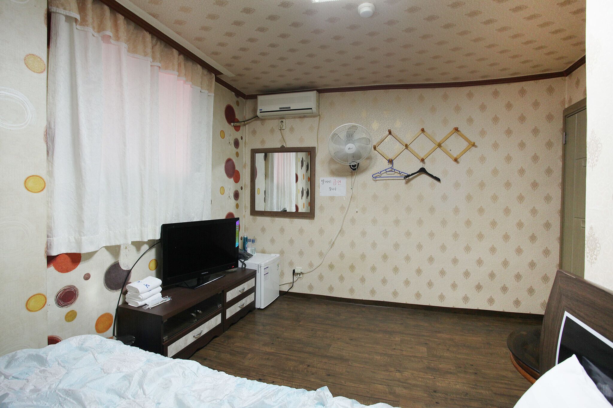 Jeju Yeongsung Motel