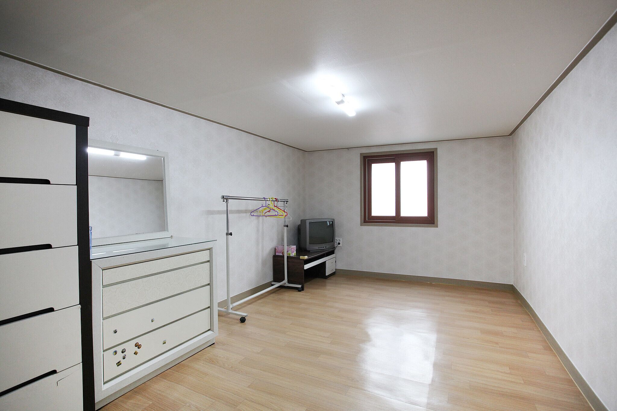 Jeju Yeongsung Motel