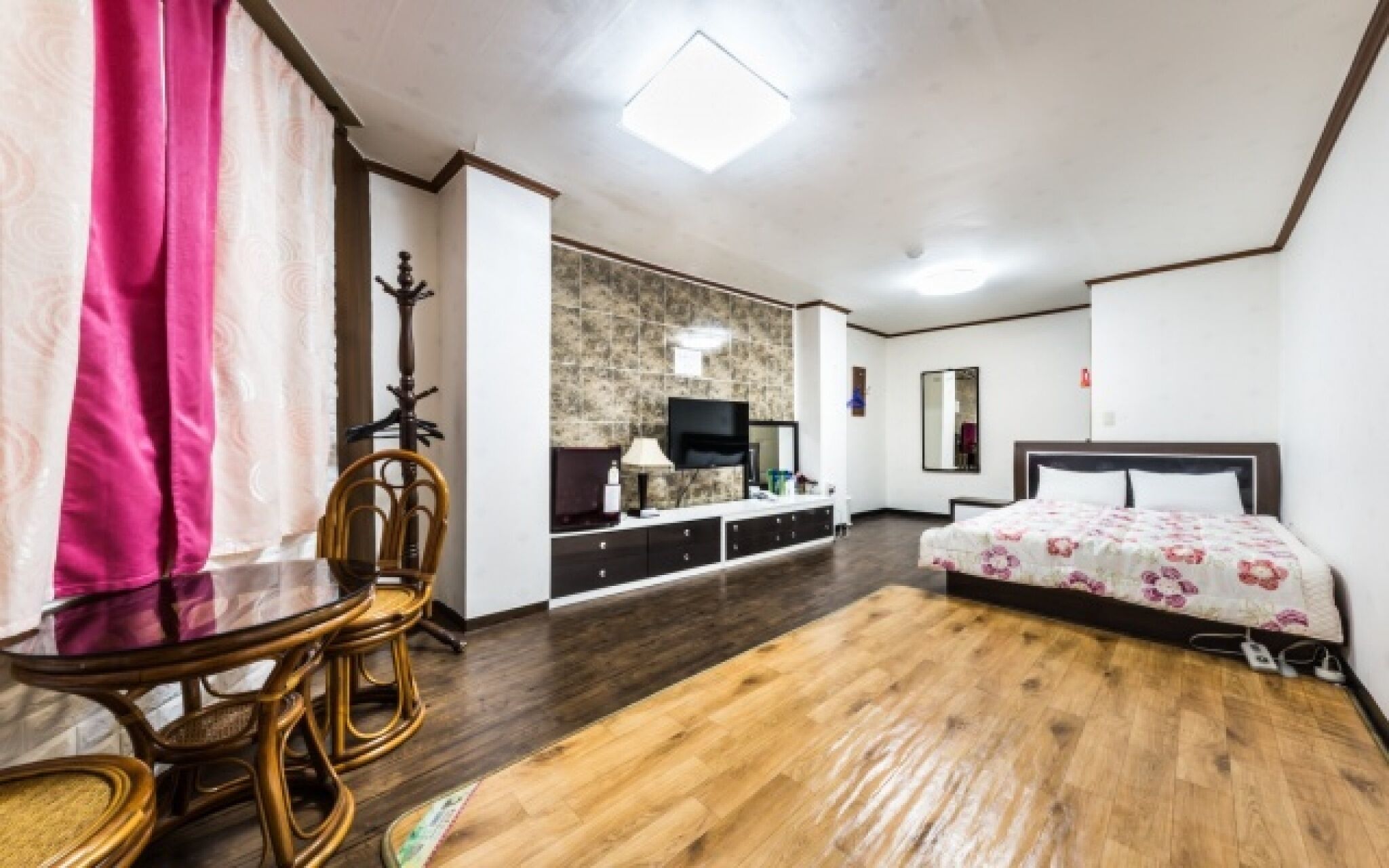 Jeju Yeongsung Motel