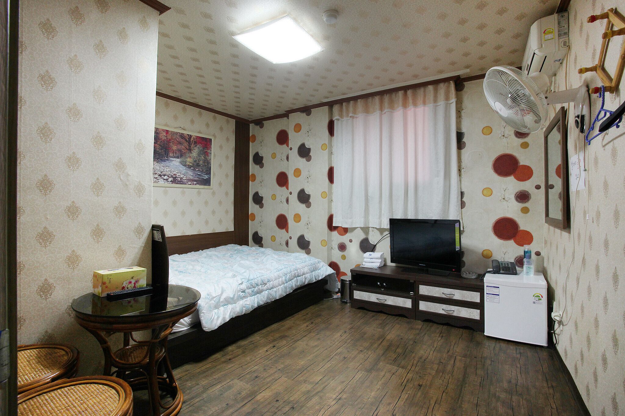 Jeju Yeongsung Motel