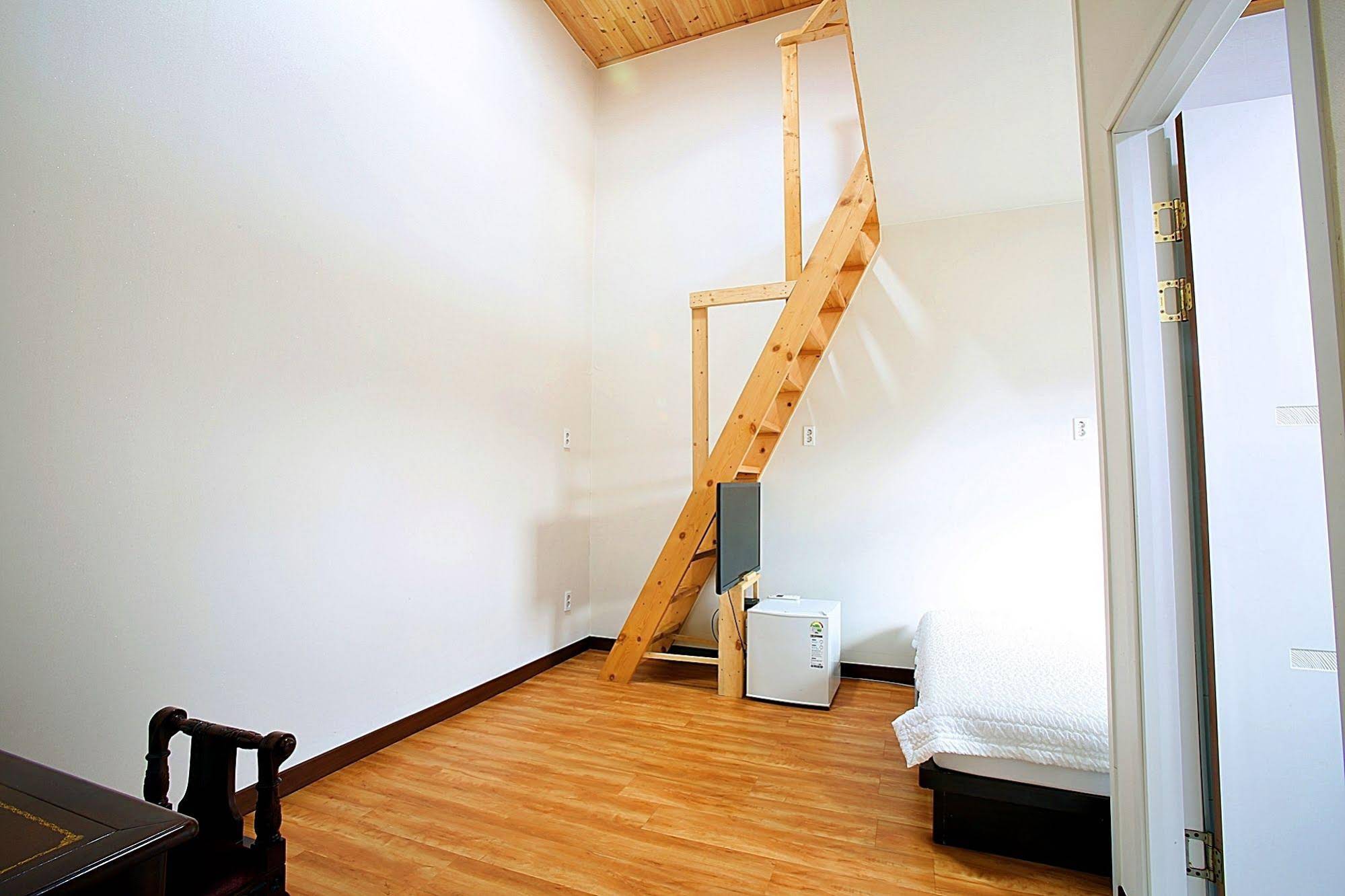 Jini Cottage