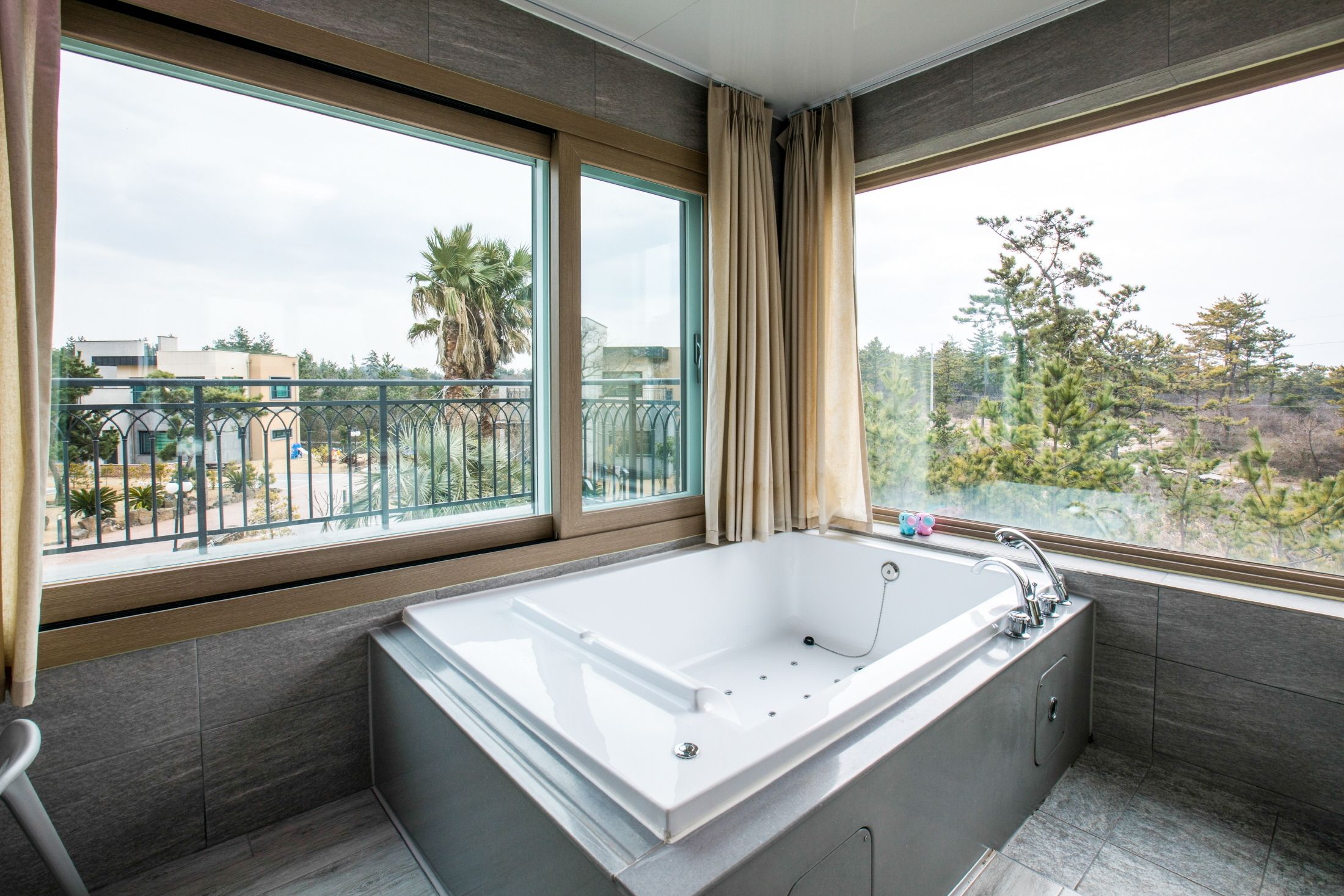 Kas Spa Dormitory Pension