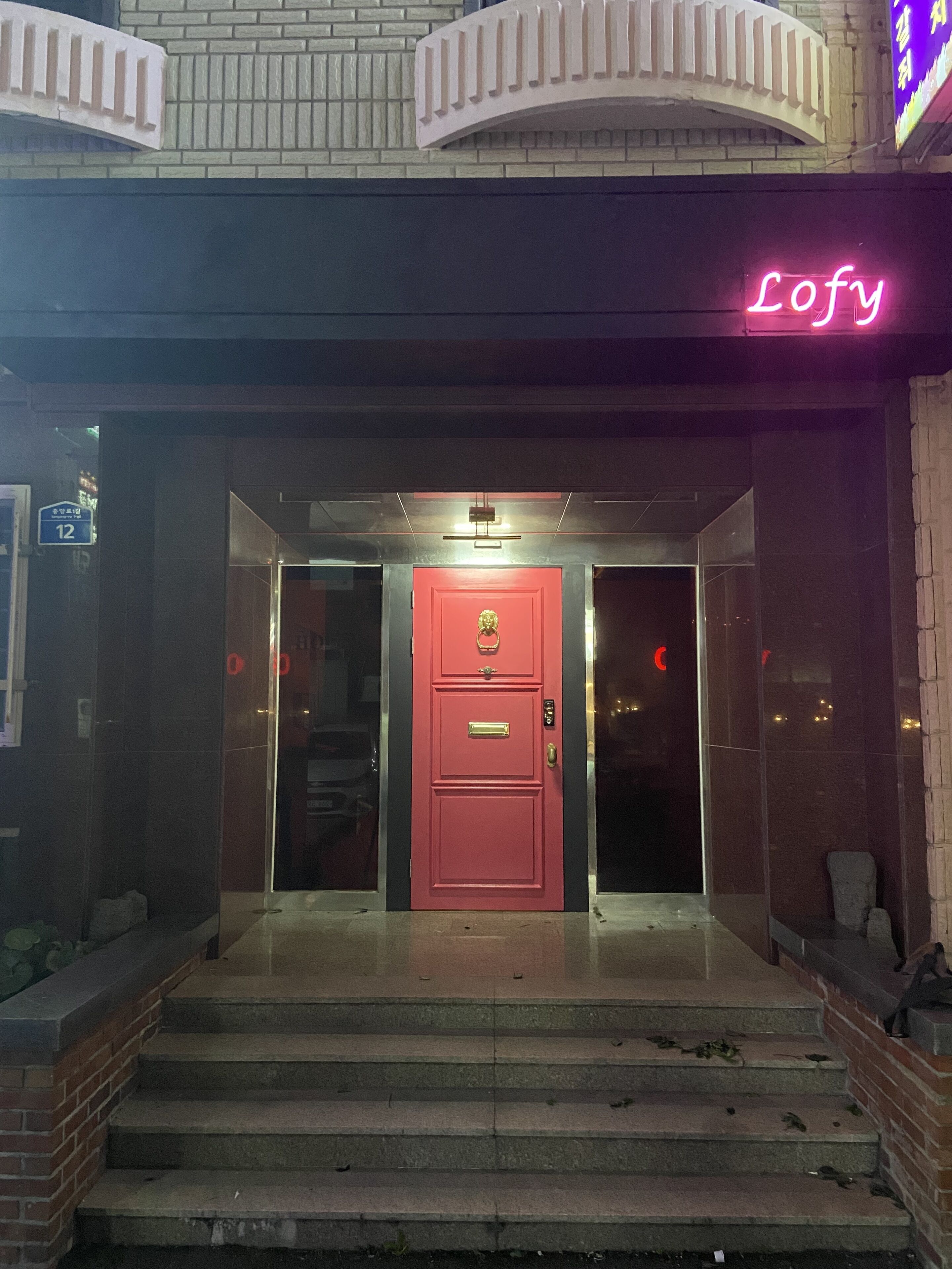 Lofy House