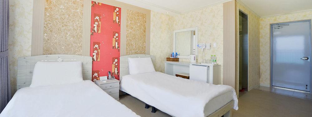 Marevo Beach Hotel