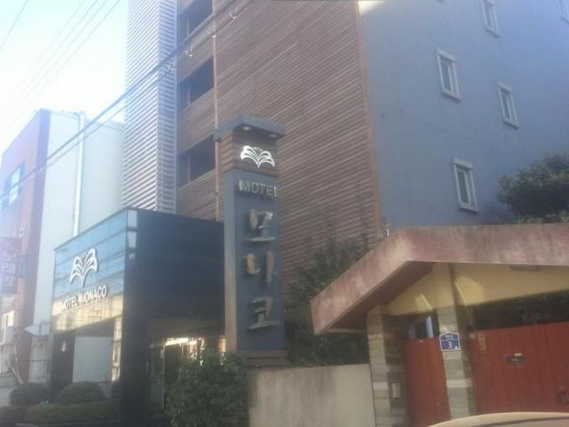 Monaco Hotel