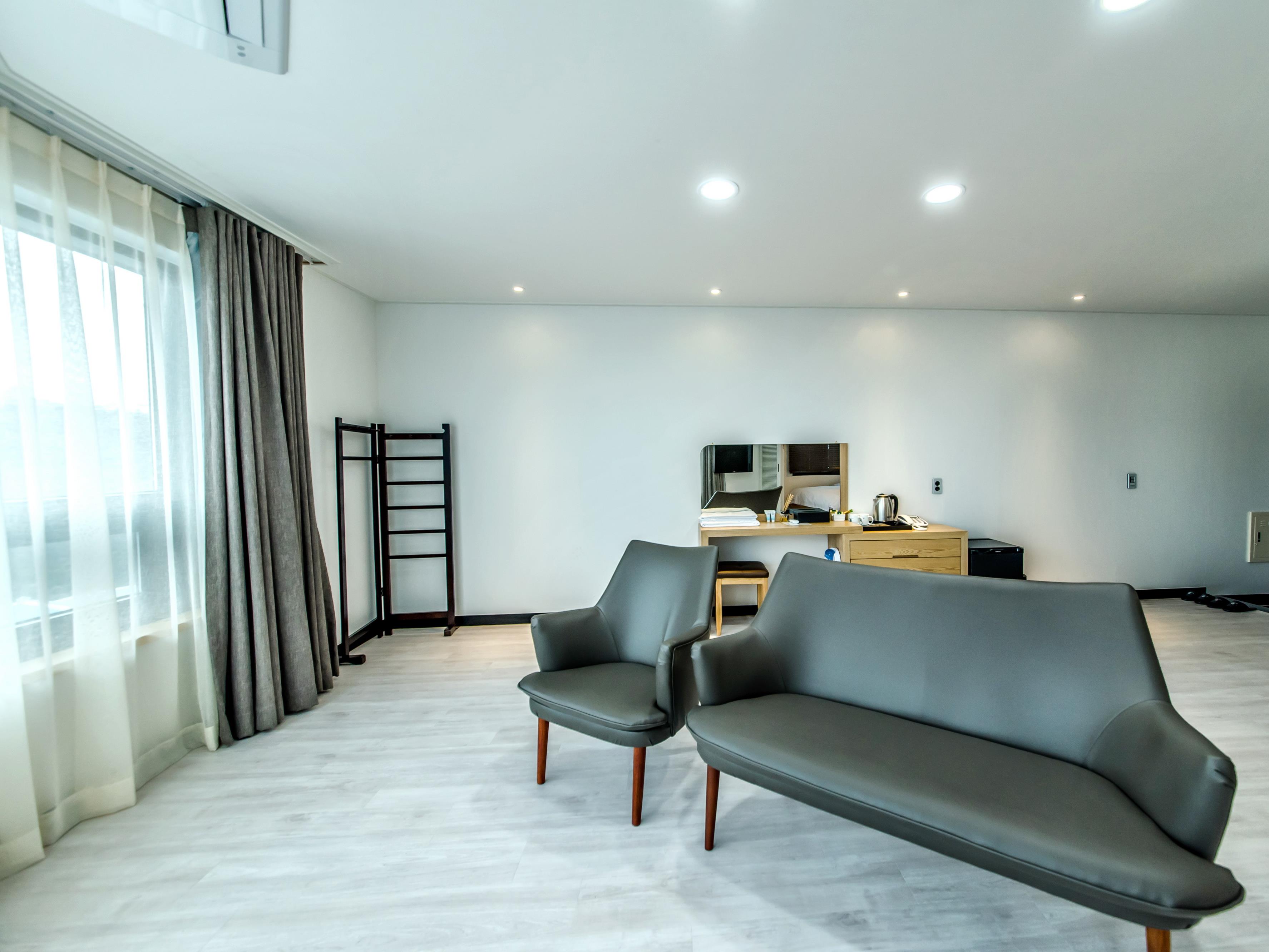 Nine Boutique Hotel