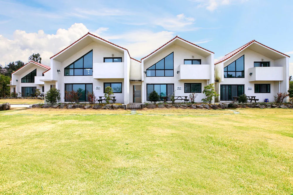 Nokume Camp Pension