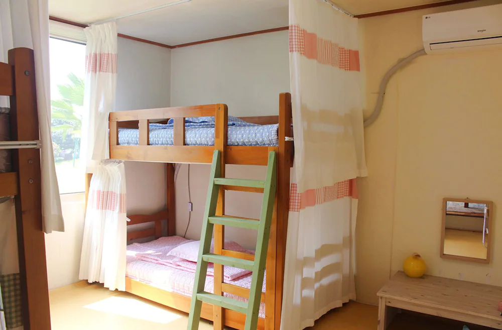 Oreum Guesthouse Hostel