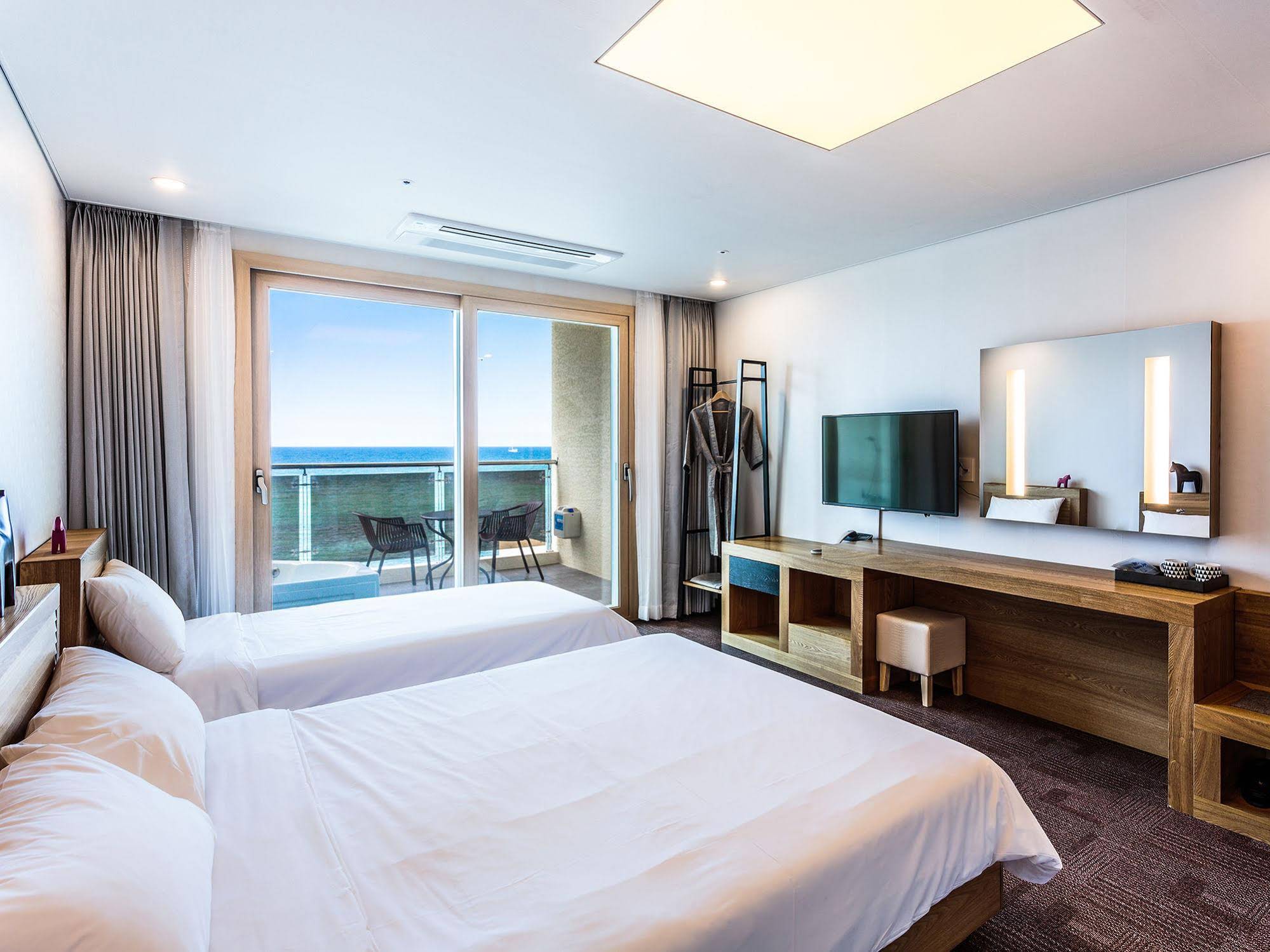 Seastay Hotel & Spa