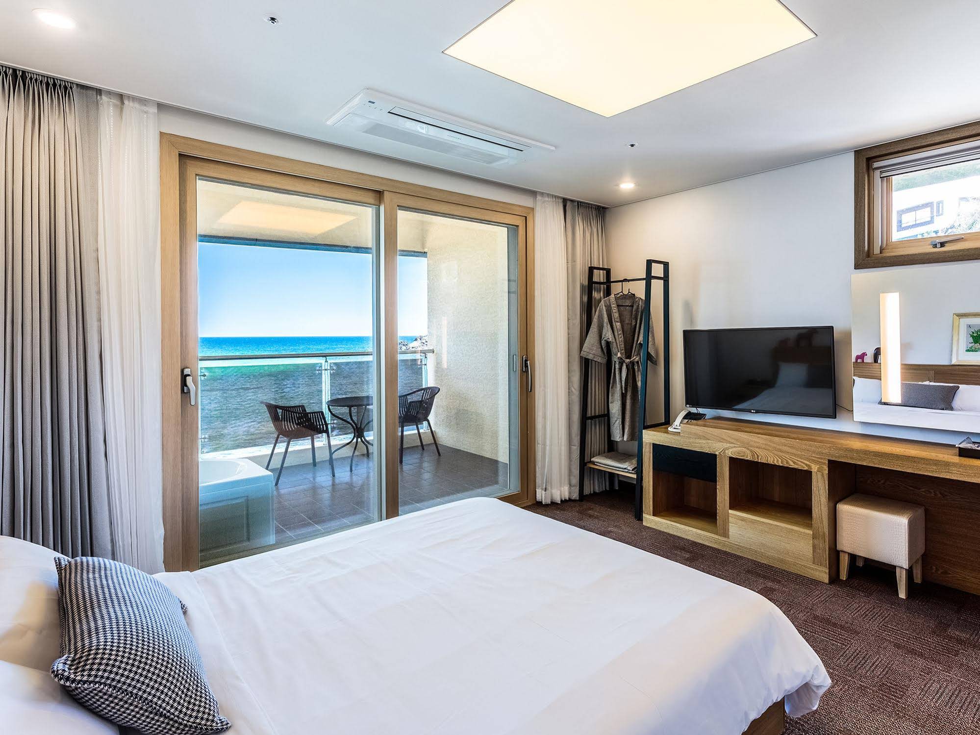 Seastay Hotel & Spa