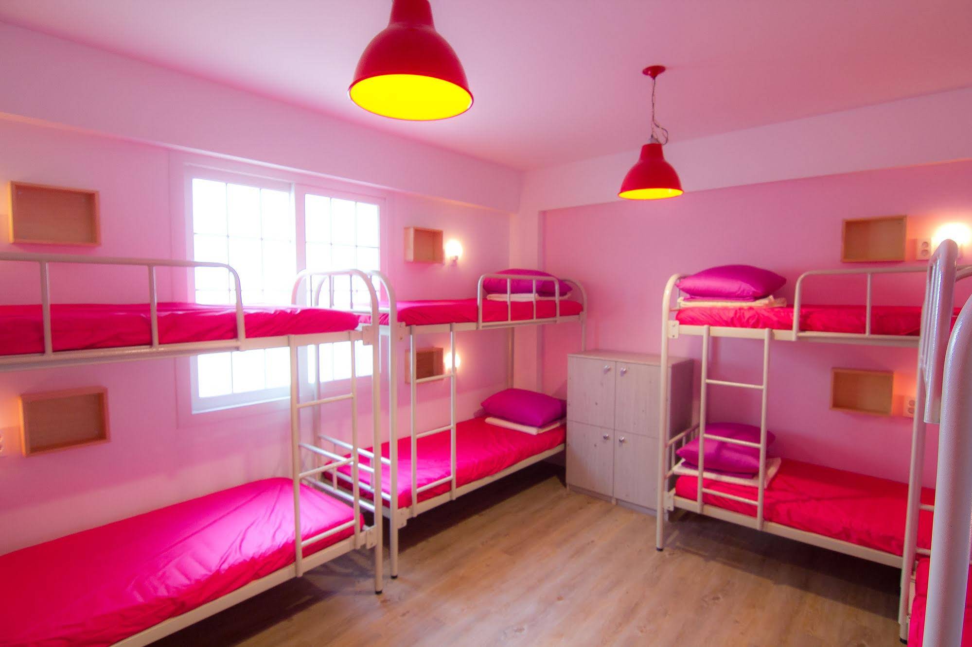Sum Guest House Jeju Airport Hostel